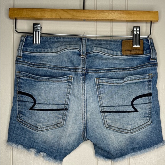 American Eagle Outfitters Midi Jean Shorts Distressed hem - Picture 6 of 8